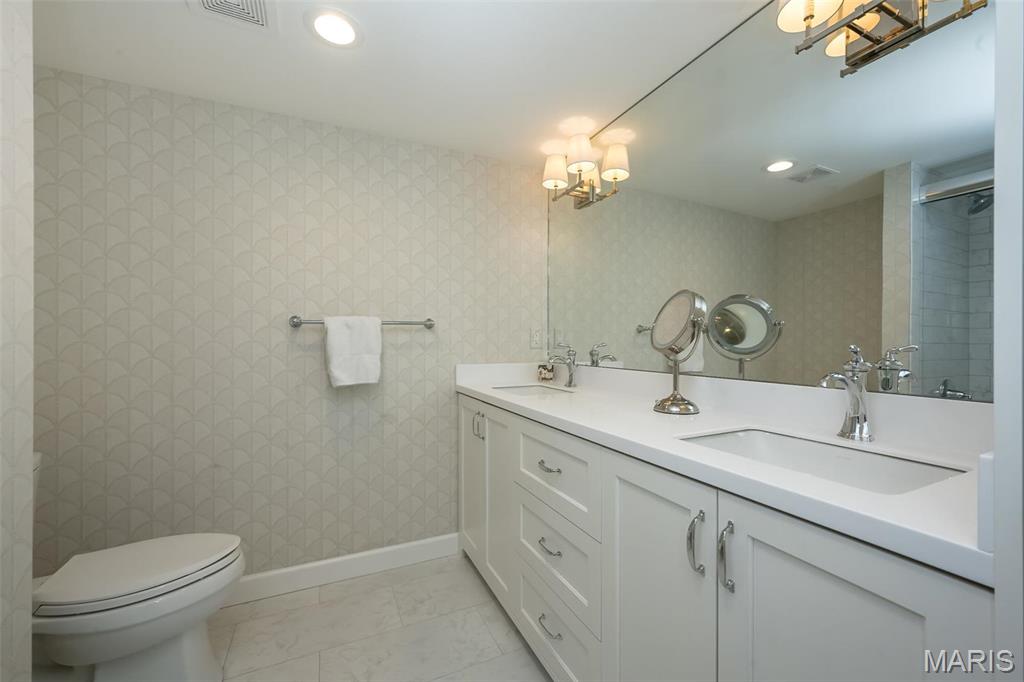 Summit Tr - Residential