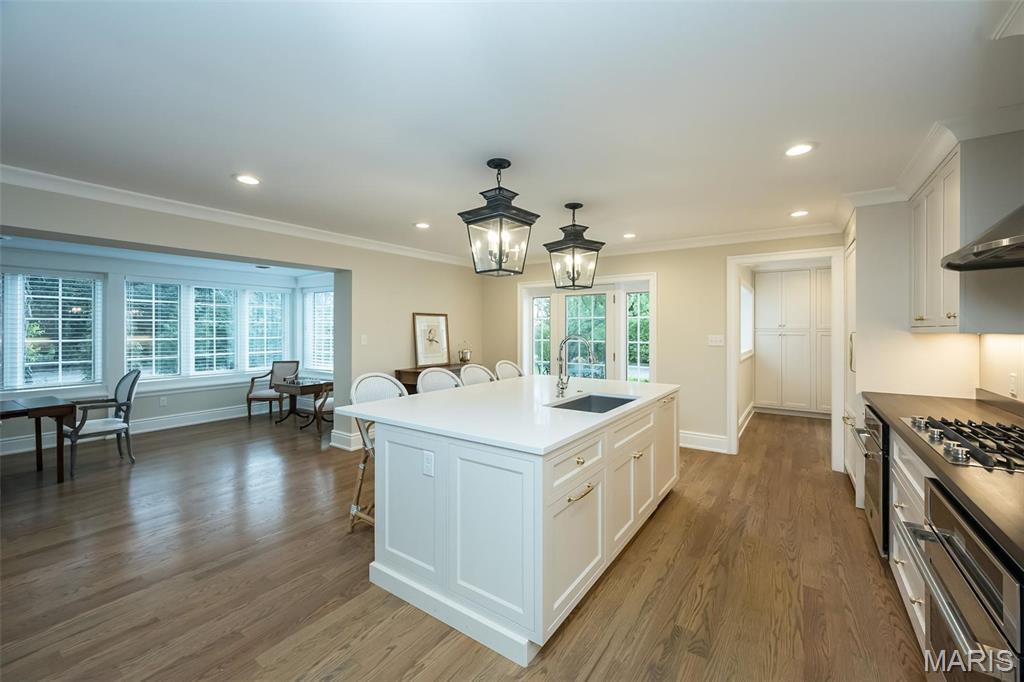 Summit Tr - Residential