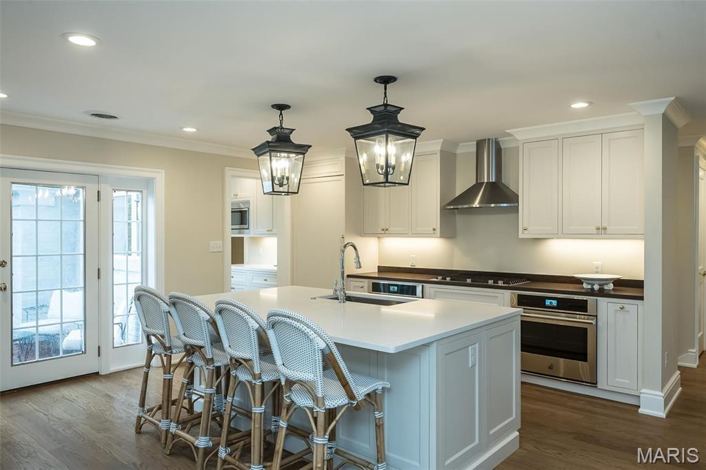 Summit Tr - Residential