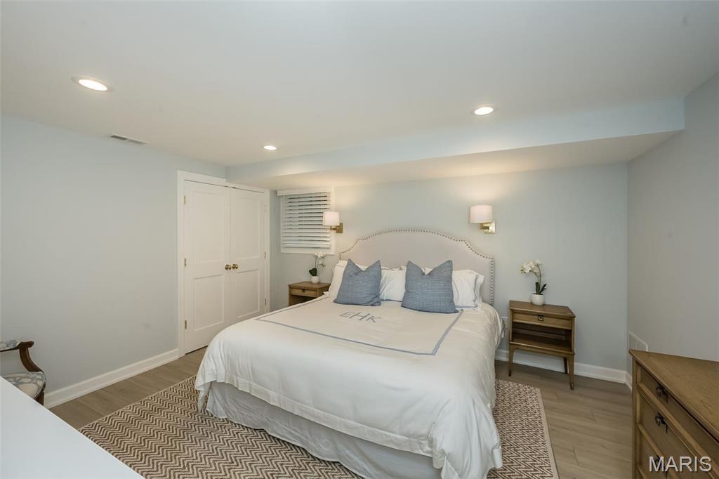 Summit Tr - Residential