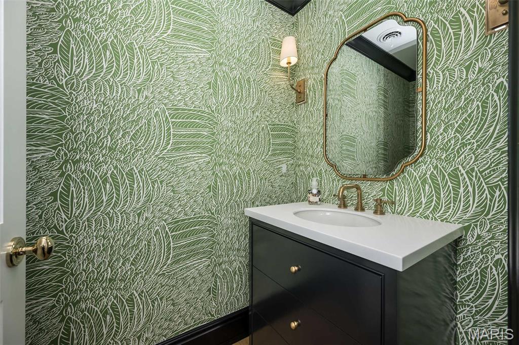 Summit Tr - Residential