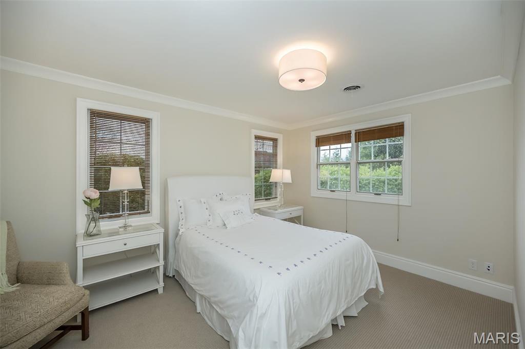 Summit Tr - Residential