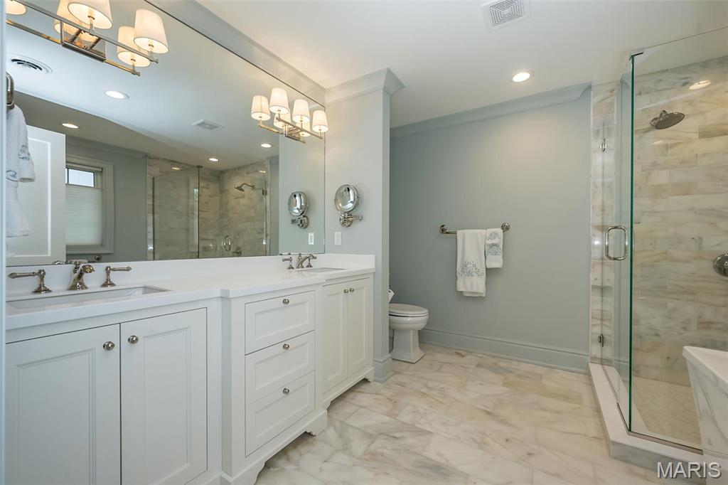 Summit Tr - Residential