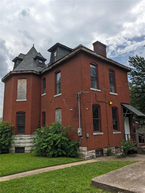 St Louis Commons Add - Commercial Sale