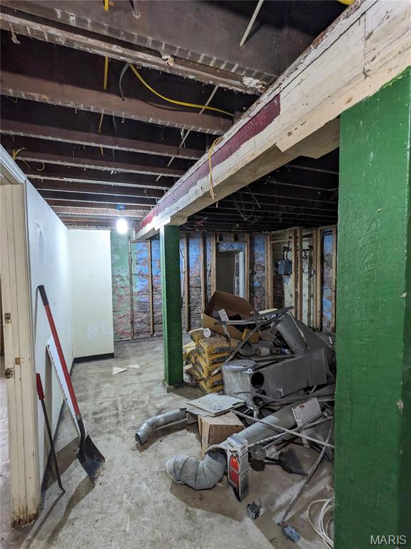 St Louis Commons Add - Commercial Sale