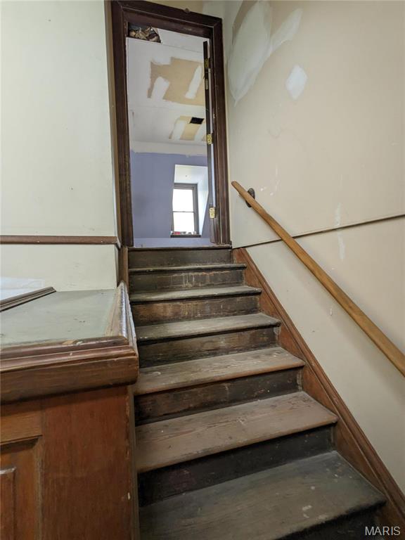 St Louis Commons Add - Commercial Sale