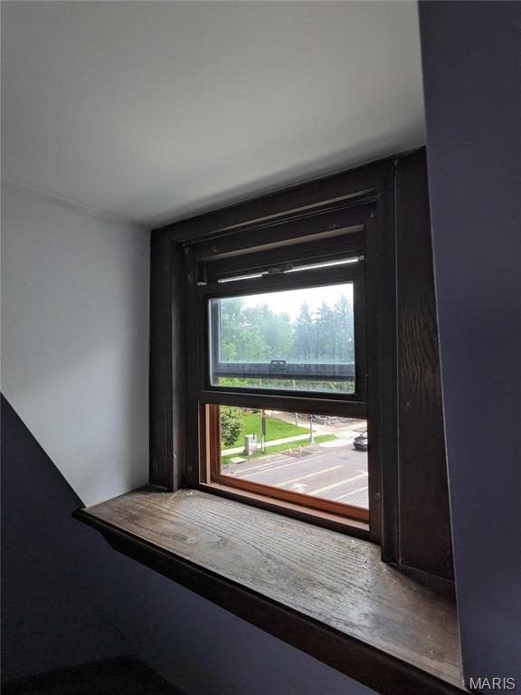 St Louis Commons Add - Commercial Sale