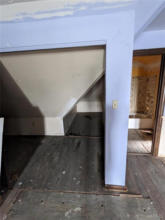 St Louis Commons Add - Commercial Sale