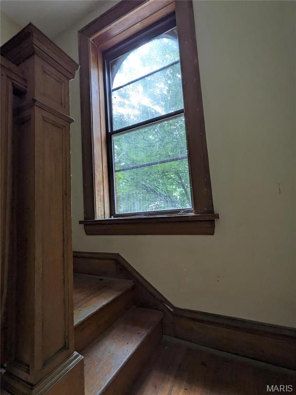 St Louis Commons Add - Commercial Sale