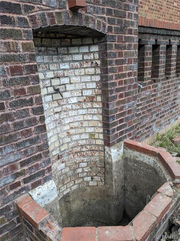 St Louis Commons Add - Commercial Sale