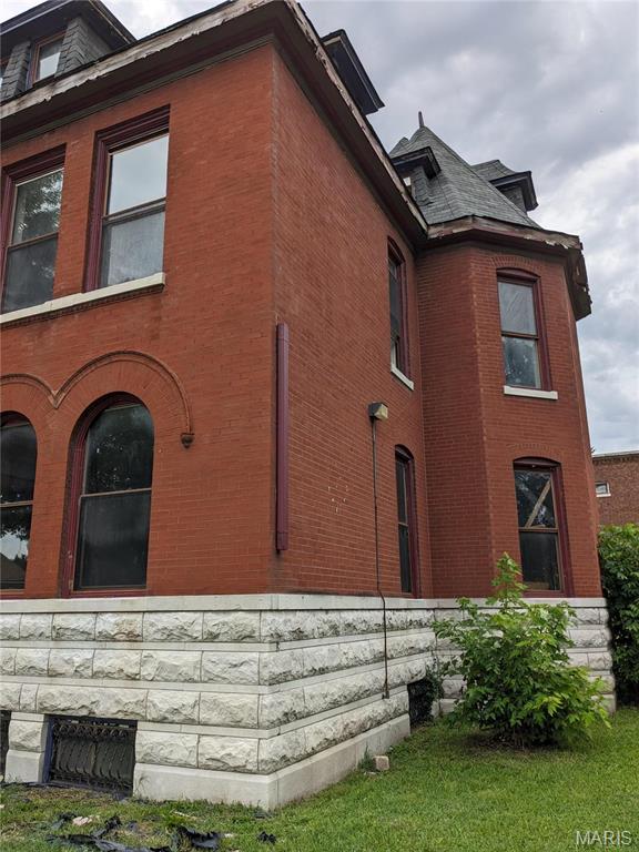 St Louis Commons Add - Commercial Sale