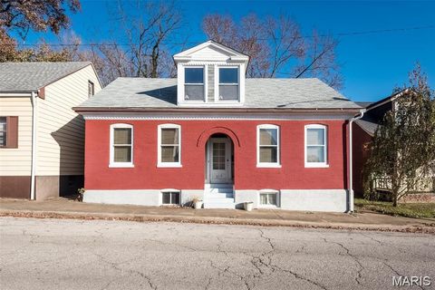 312 S Jackson Street Belleville IL 62220