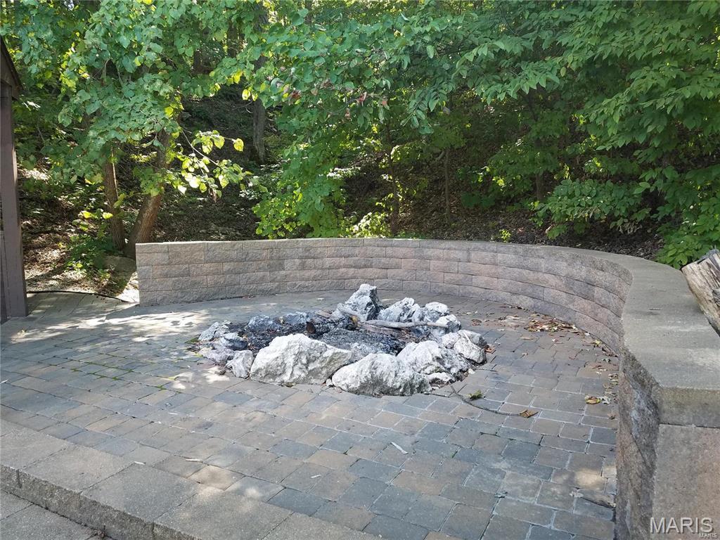 Defiance, Missouri 63341, United States, 4 Bedrooms Bedrooms, ,3 BathroomsBathrooms,Residential,Active,16891