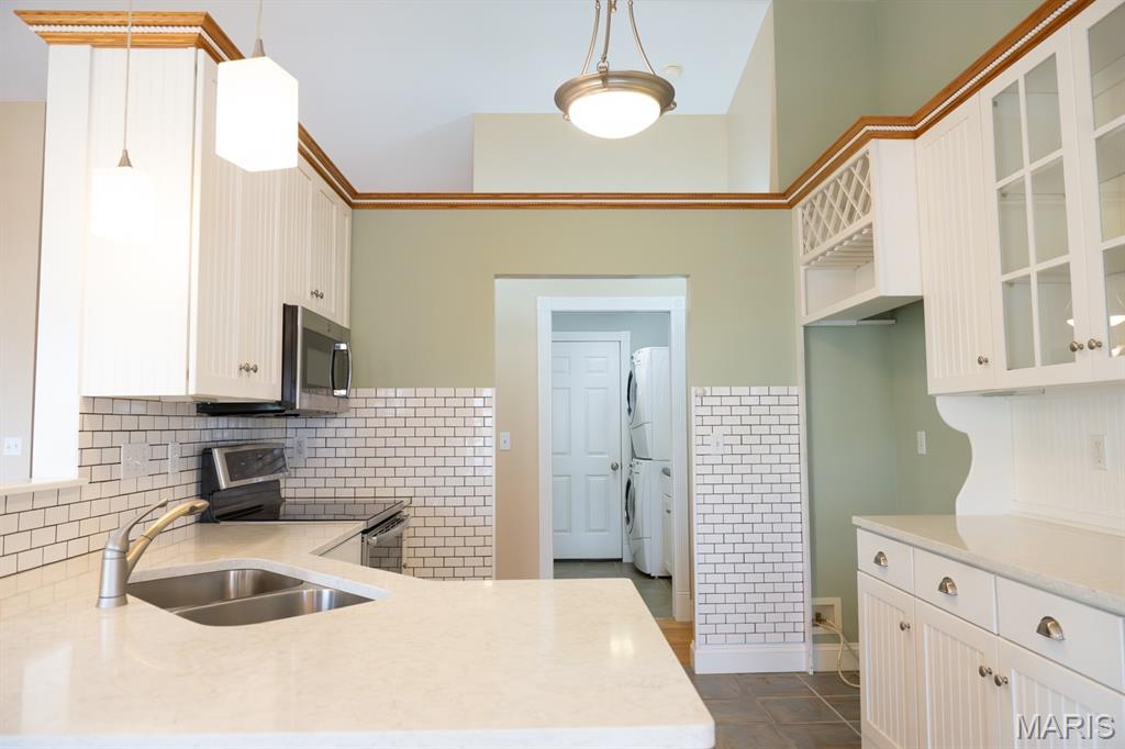 Stone Crest - Residential