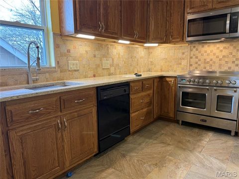 Tiny photo for 341 Spruce Street, Bourbon, MO 65441 (MLS # 26018989)