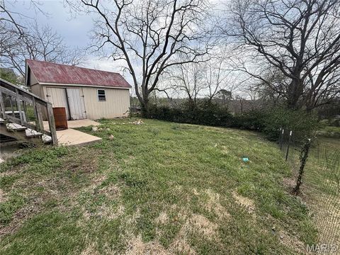 Tiny photo for 341 Spruce Street, Bourbon, MO 65441 (MLS # 26018989)