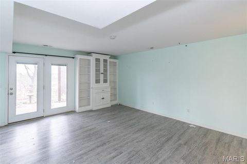 Tiny photo for 39 Ridgeview Circle Court, Ballwin, MO 63021 (MLS # 26015067)