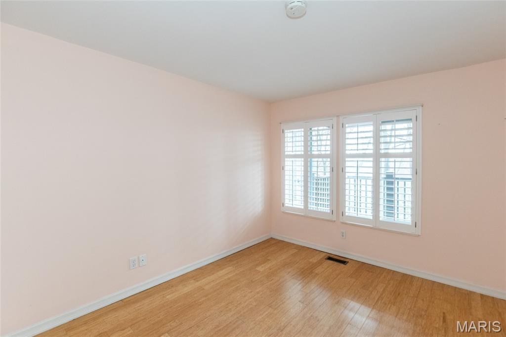 Ridgeview Place Condo - Residential