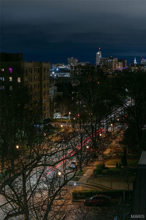 Executive House Condo - Residential