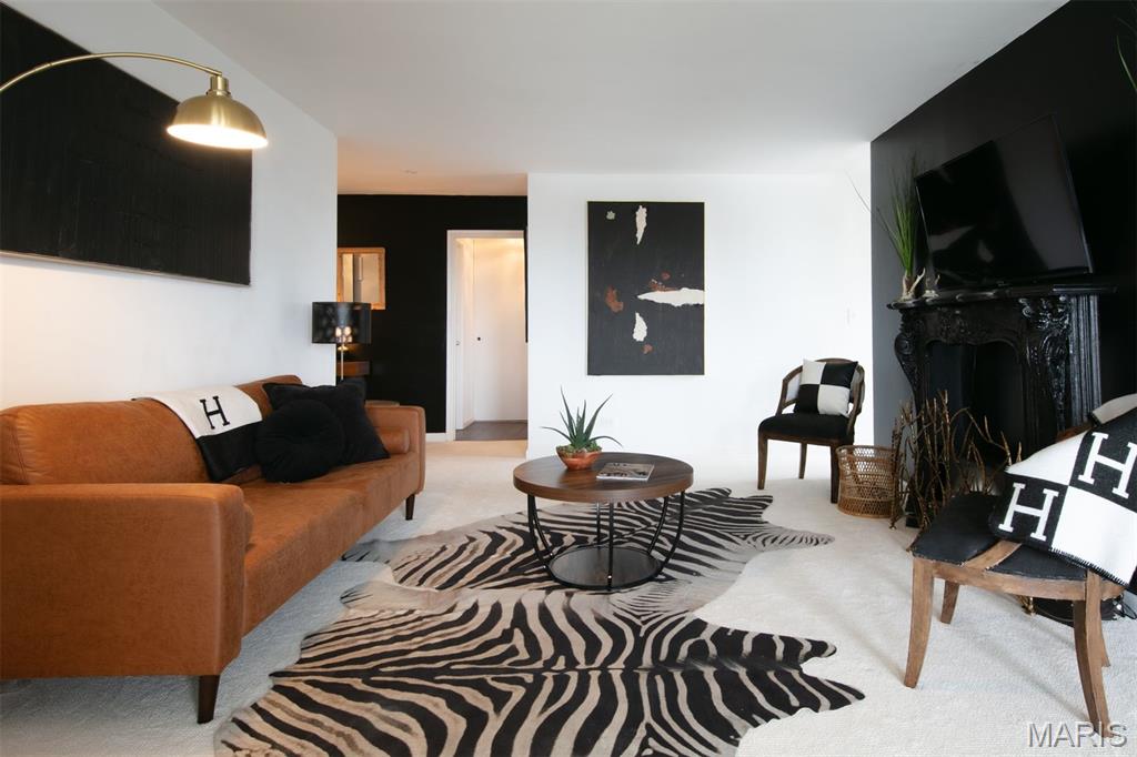 Executive House Condo - Residential