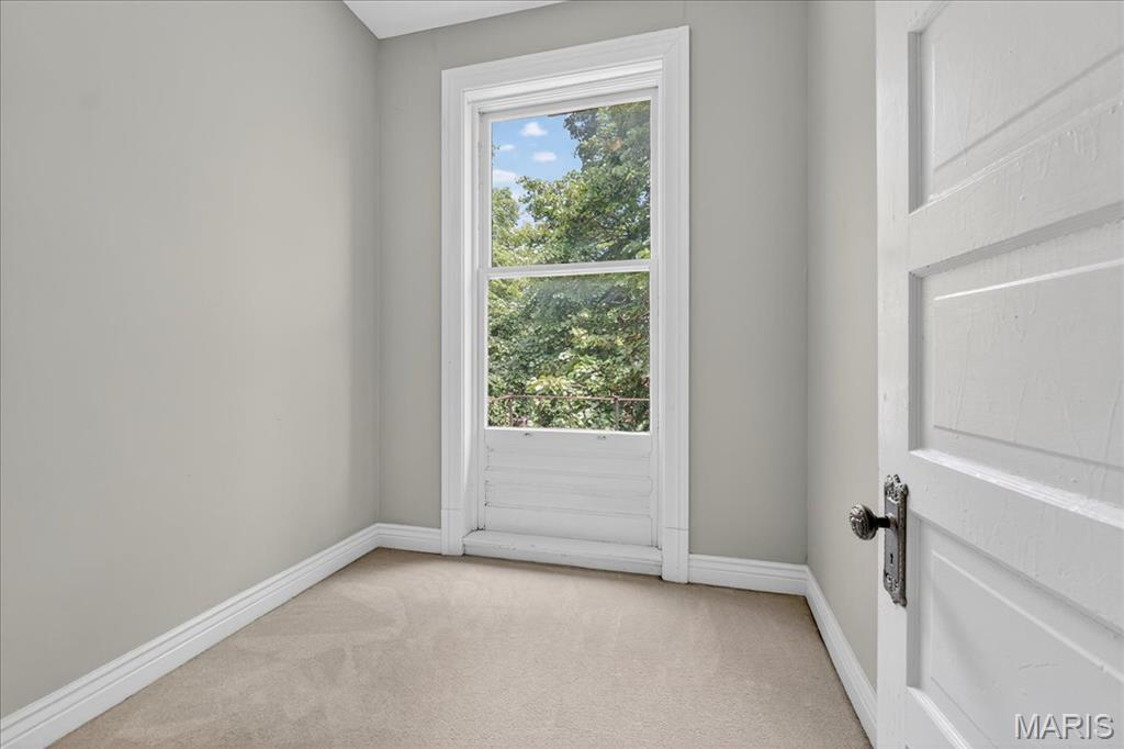 St Louis, Missouri 63139, United States, 3 Bedrooms Bedrooms, ,3 BathroomsBathrooms,Residential,Active,177746