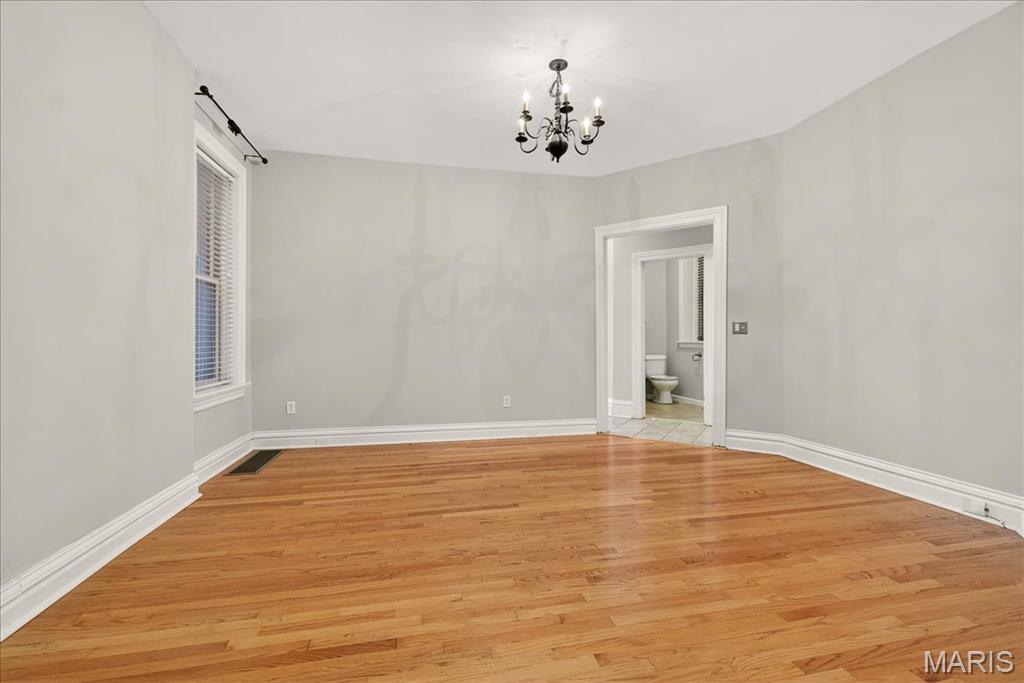 St Louis, Missouri 63139, United States, 3 Bedrooms Bedrooms, ,3 BathroomsBathrooms,Residential,Active,177746