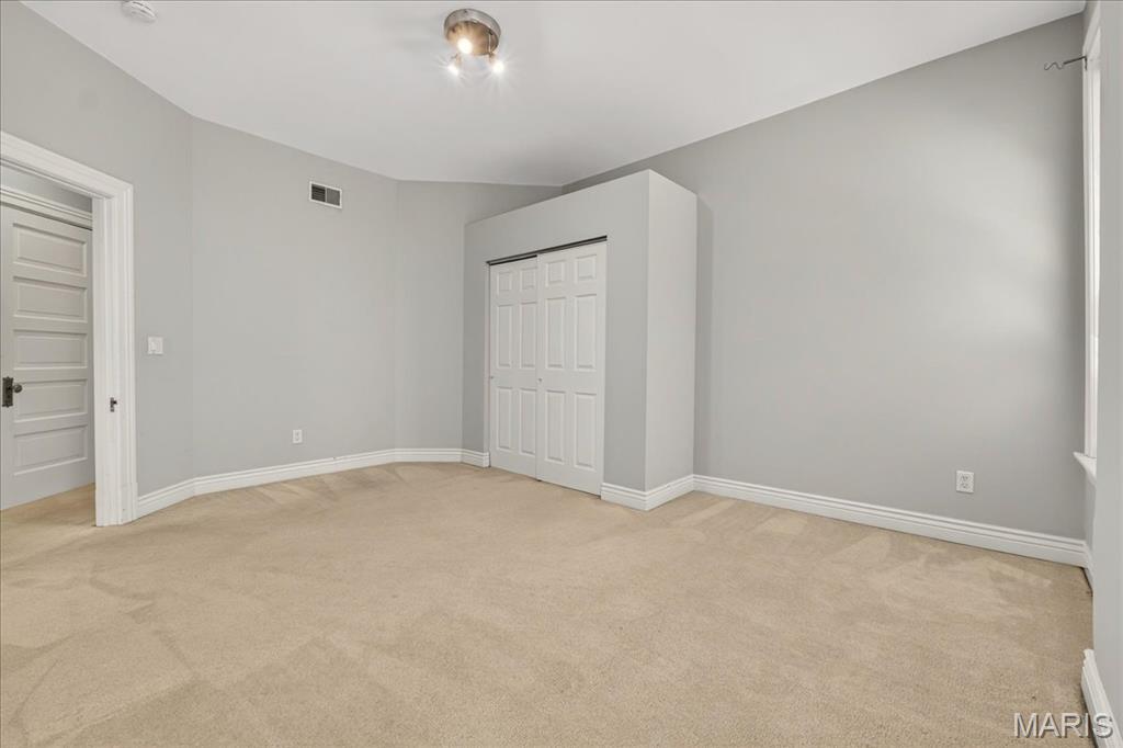 St Louis, Missouri 63139, United States, 3 Bedrooms Bedrooms, ,3 BathroomsBathrooms,Residential,Active,177746