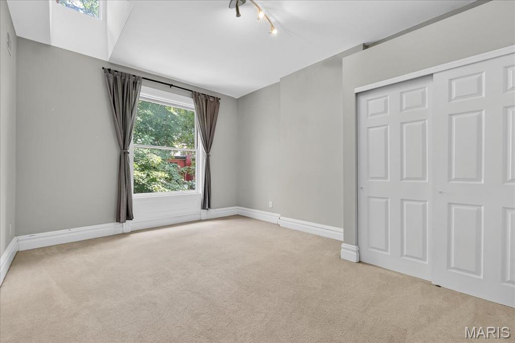 St Louis, Missouri 63139, United States, 3 Bedrooms Bedrooms, ,3 BathroomsBathrooms,Residential,Active,177746