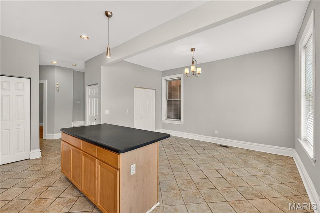 St Louis, Missouri 63139, United States, 3 Bedrooms Bedrooms, ,3 BathroomsBathrooms,Residential,Active,177746