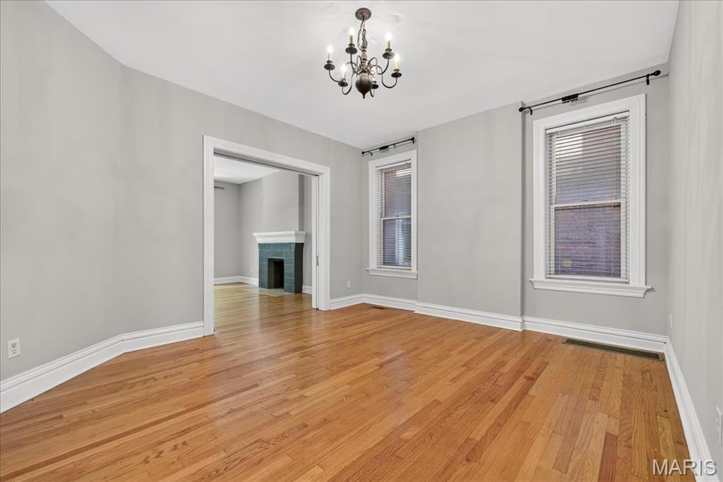 St Louis, Missouri 63139, United States, 3 Bedrooms Bedrooms, ,3 BathroomsBathrooms,Residential,Active,177746