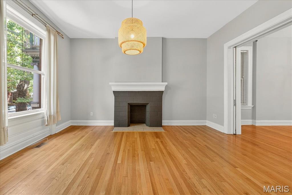 St Louis, Missouri 63139, United States, 3 Bedrooms Bedrooms, ,3 BathroomsBathrooms,Residential,Active,177746