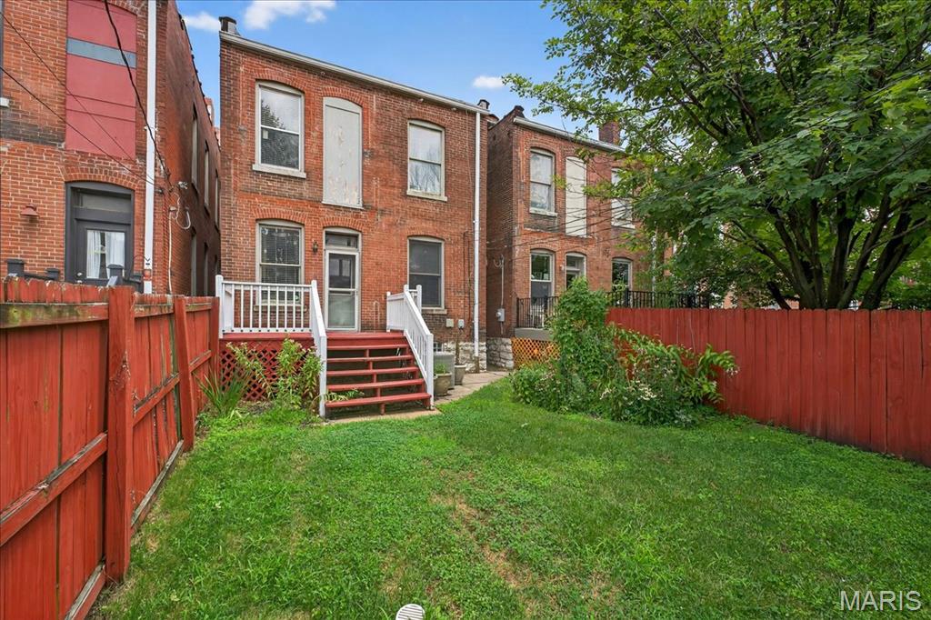 St Louis, Missouri 63139, United States, 3 Bedrooms Bedrooms, ,3 BathroomsBathrooms,Residential,Active,177746