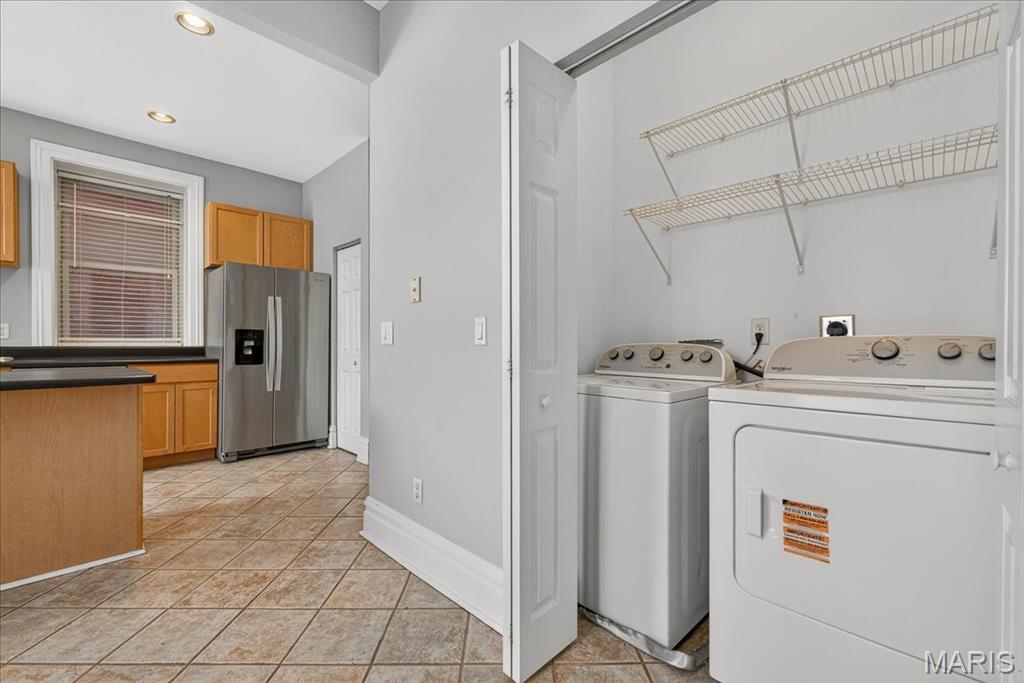 St Louis, Missouri 63139, United States, 3 Bedrooms Bedrooms, ,3 BathroomsBathrooms,Residential,Active,177746