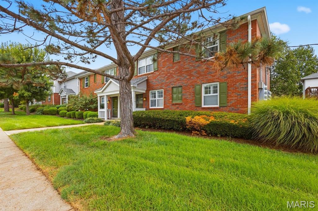 1630 Thrush Terrace 1630