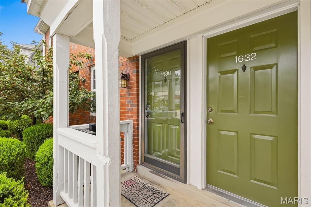 1630 Thrush Terrace 1630