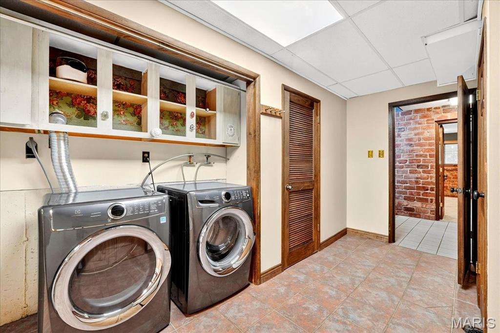 Wildwood, Missouri 63038, United States, 3 Bedrooms Bedrooms, ,2 BathroomsBathrooms,Residential,Active,232054