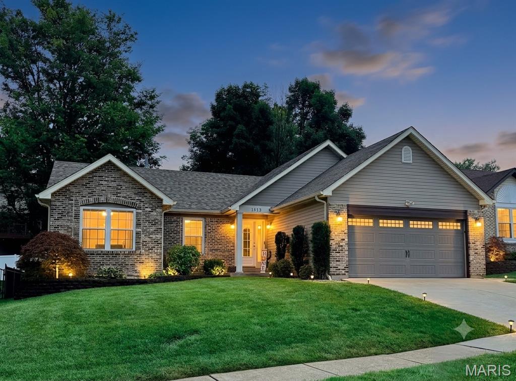 1513 Hawkins Corners Drive