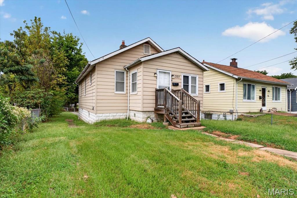 307 Vida Avenue