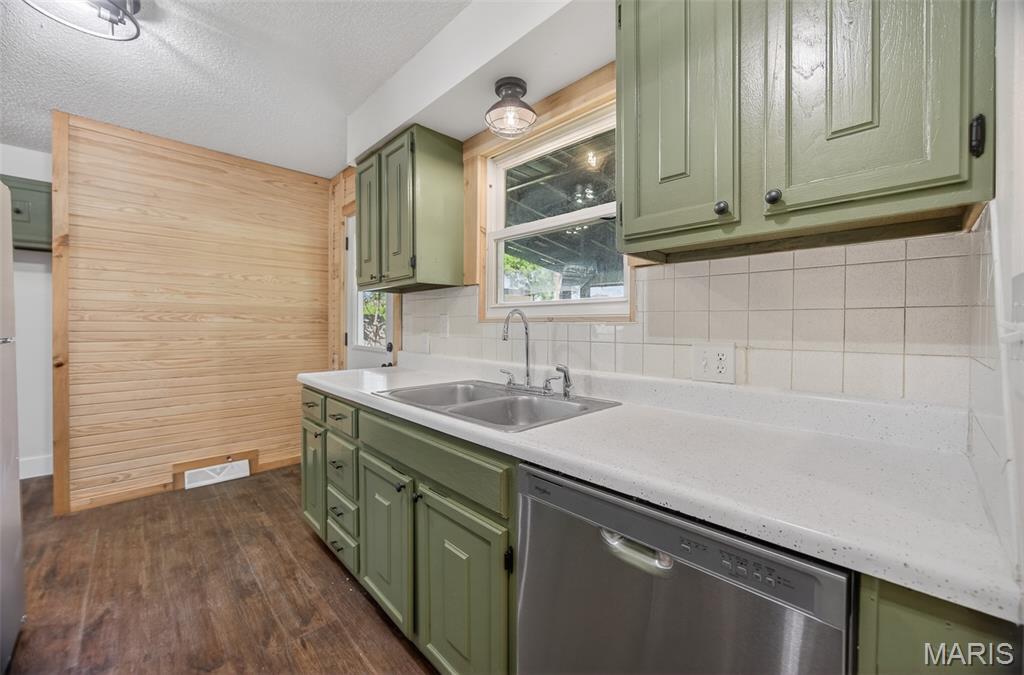 LEB ACREAGE - Residential