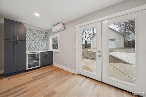 Tiny photo for 503 Atalanta Avenue, Webster Groves, MO 63119 (MLS # 25079595)