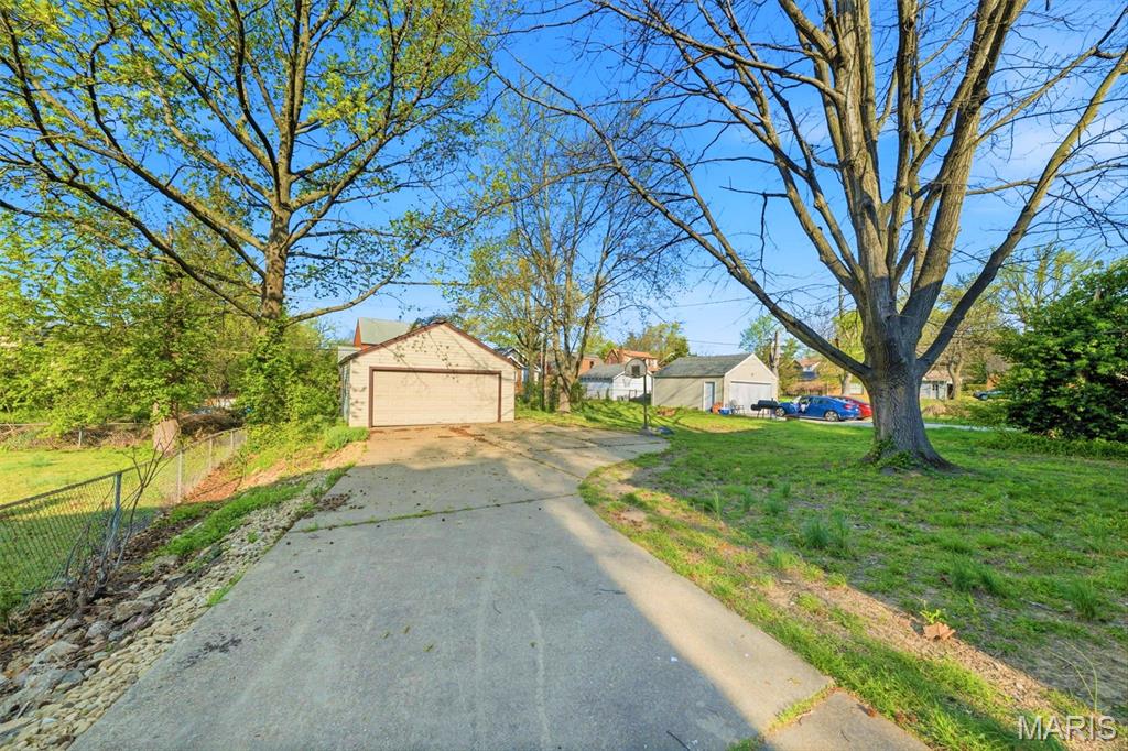 Country Club Add To Normandy Park - Residential
