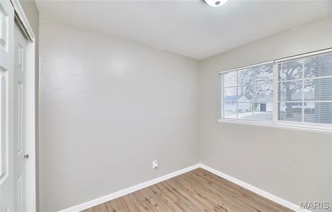 Tiny photo for 855 Daniel Boone Drive, Florissant, MO 63031 (MLS # 26019152)