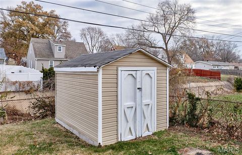 Tiny photo for 855 Daniel Boone Drive, Florissant, MO 63031 (MLS # 26019152)