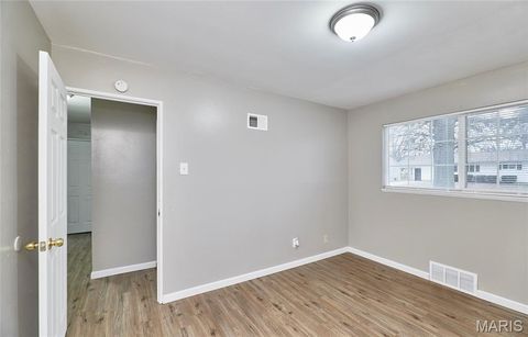 Tiny photo for 855 Daniel Boone Drive, Florissant, MO 63031 (MLS # 26019152)