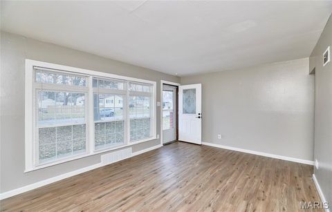 Tiny photo for 855 Daniel Boone Drive, Florissant, MO 63031 (MLS # 26019152)