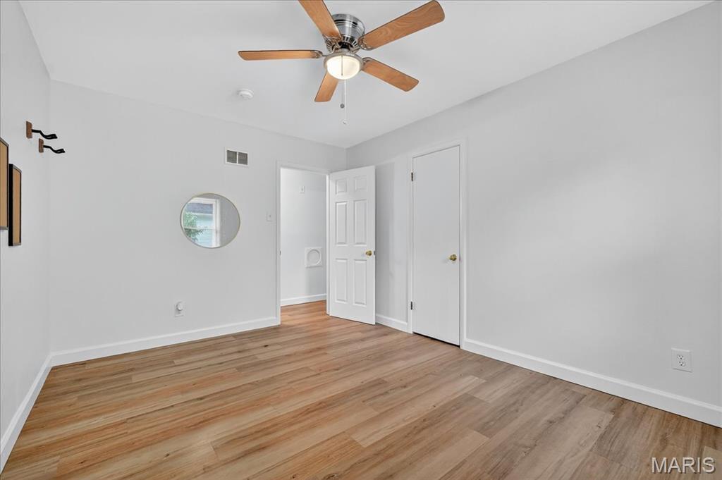 St Louis, Missouri 63136, United States, 3 Bedrooms Bedrooms, ,2 BathroomsBathrooms,Residential,Pending,215972