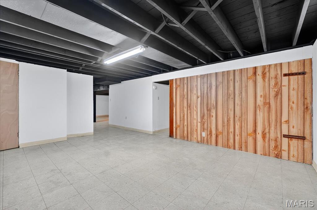 St Louis, Missouri 63136, United States, 3 Bedrooms Bedrooms, ,2 BathroomsBathrooms,Residential,Pending,215972