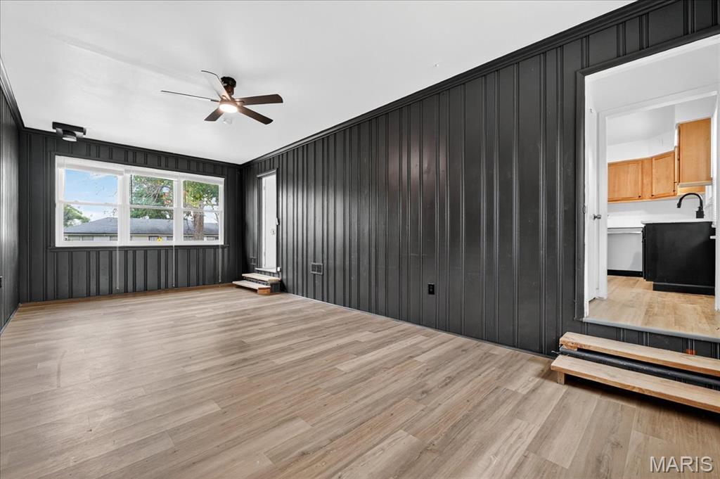 St Louis, Missouri 63136, United States, 3 Bedrooms Bedrooms, ,2 BathroomsBathrooms,Residential,Pending,215972