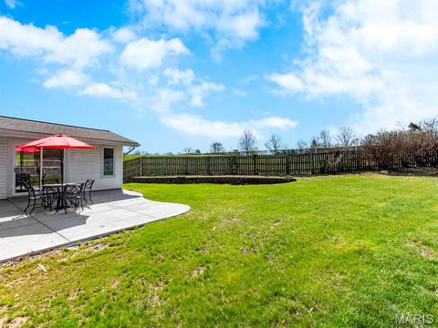 Tiny photo for 642 Laven Del Lane, Kirkwood, MO 63122 (MLS # 26014401)