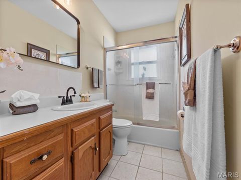 Tiny photo for 642 Laven Del Lane, Kirkwood, MO 63122 (MLS # 26014401)